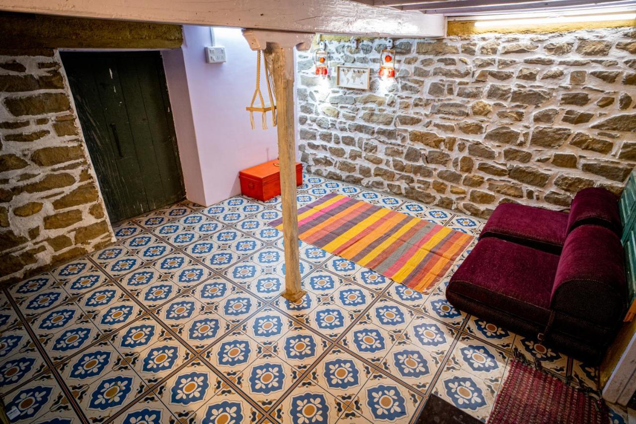 The Olive Hut Villa Bir  Exterior photo